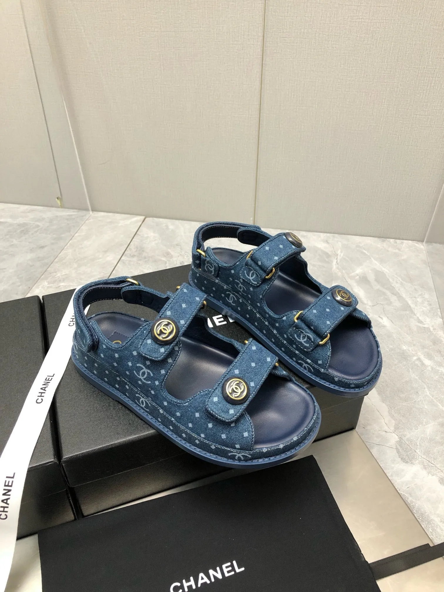 SE1332 CC Sandals / Size5-10